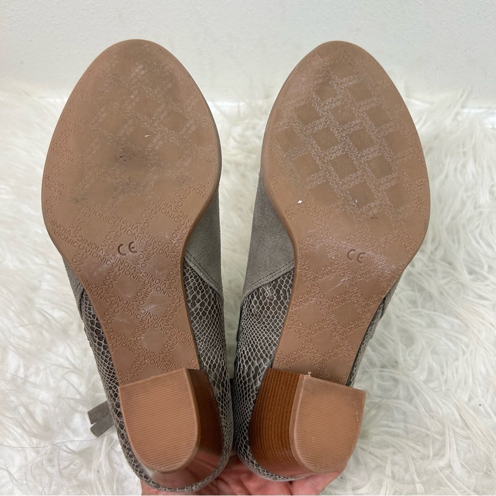 Vionic Anne Bootie Ankle boots suede size: 8.5 - Picture 7 of 10